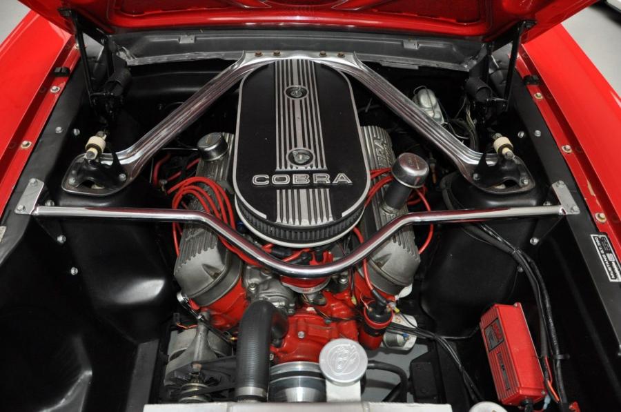 Интерьер Shelby GT350 Tribute Edition 1965 года  (фото 30 из 46)